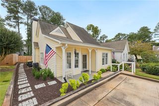 178 Victoria Way, Roswell, GA 30075