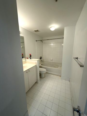 5800 W Sample 307, Coral Springs, FL 33067