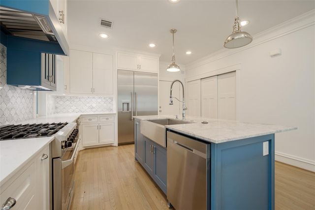 4814 Siegel Street, Houston, TX 77009