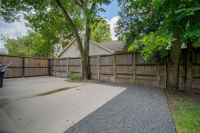 4814 Siegel Street, Houston, TX 77009