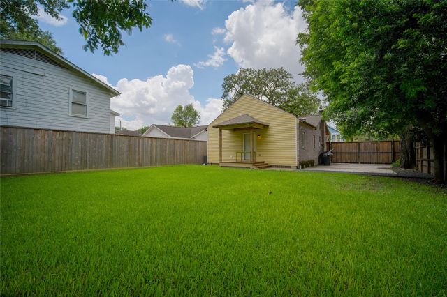 4814 Siegel Street, Houston, TX 77009