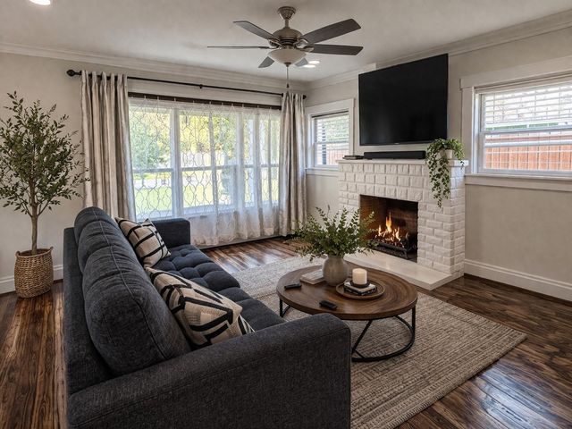 4814 Siegel Street, Houston, TX 77009