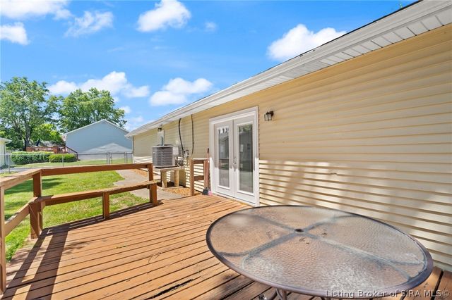 206 Franklin Street, Utica, IN 47130