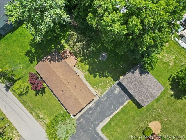 206 Franklin Street, Utica, IN 47130