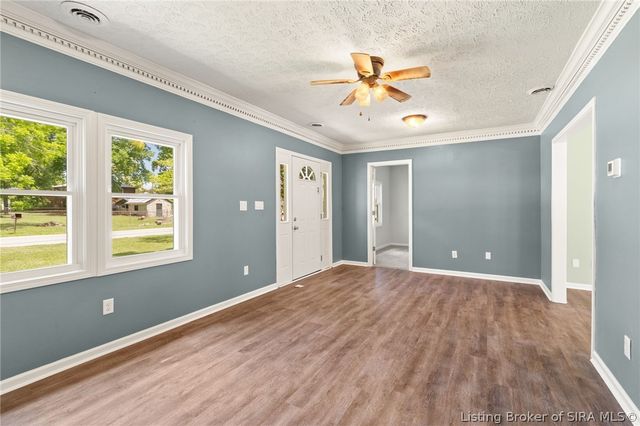 206 Franklin Street, Utica, IN 47130