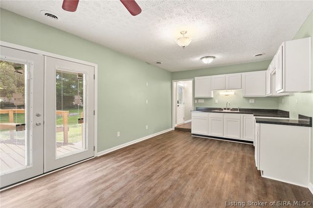 206 Franklin Street, Utica, IN 47130
