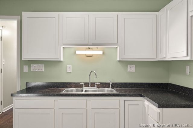 206 Franklin Street, Utica, IN 47130