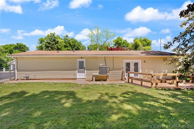 206 Franklin Street, Utica, IN 47130