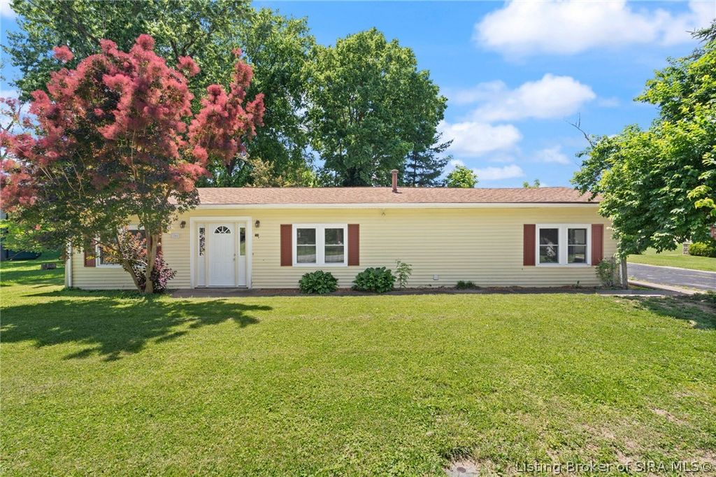 206 Franklin Street, Utica, IN 47130