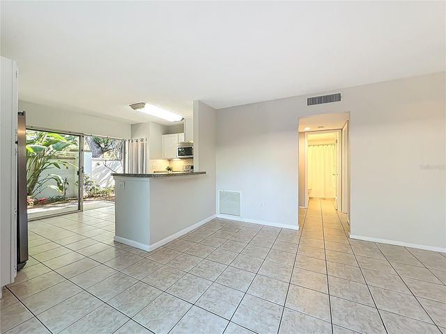 1100 DELANEY AVENUE E15, Orlando, FL 32806