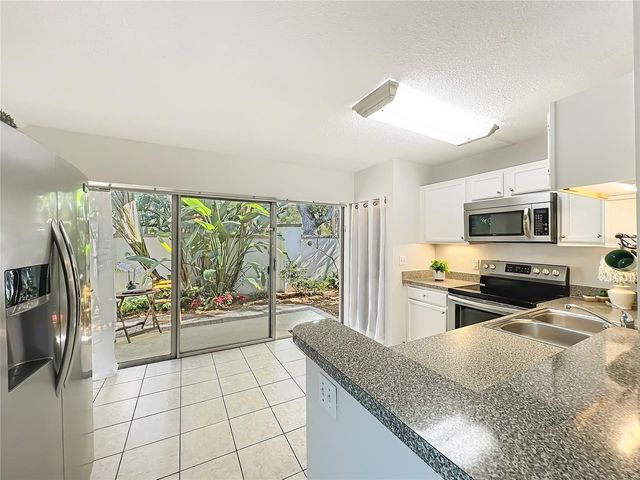 1100 DELANEY AVENUE E15, Orlando, FL 32806