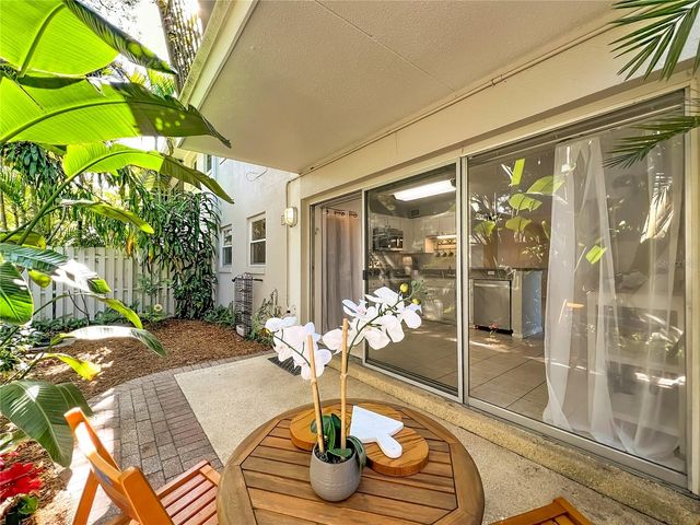 1100 DELANEY AVENUE E15, Orlando, FL 32806