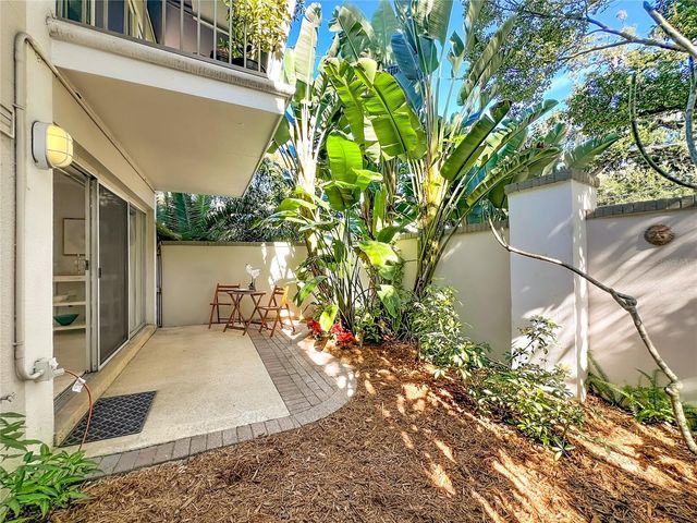 1100 DELANEY AVENUE E15, Orlando, FL 32806