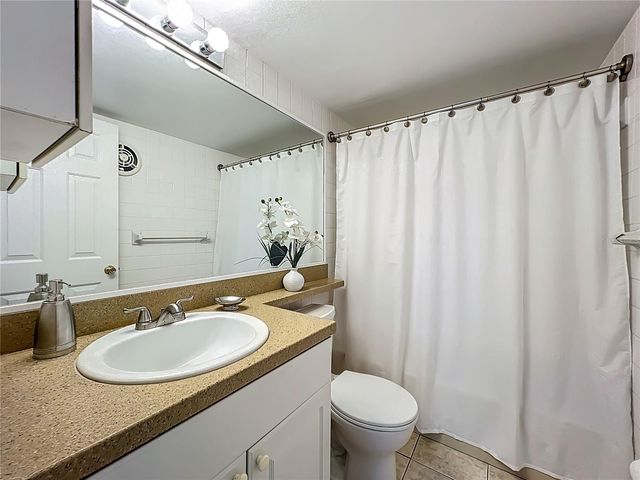 1100 DELANEY AVENUE E15, Orlando, FL 32806