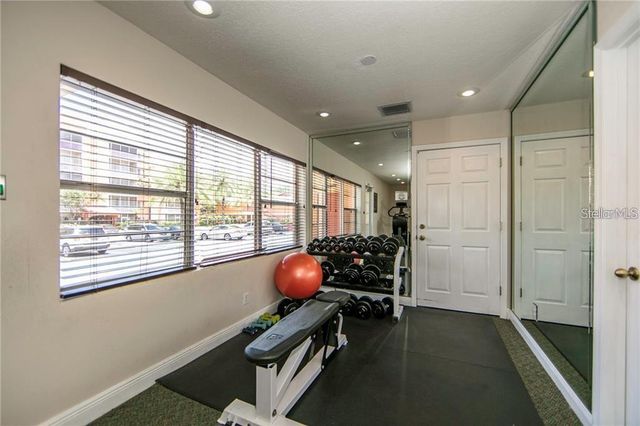 1100 DELANEY AVENUE E15, Orlando, FL 32806