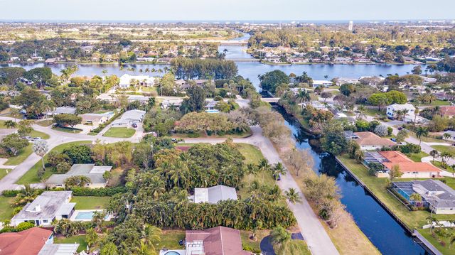 1711 Gregory Road, Lake Clarke Shores, FL 33406
