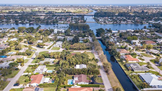 1711 Gregory Road, Lake Clarke Shores, FL 33406