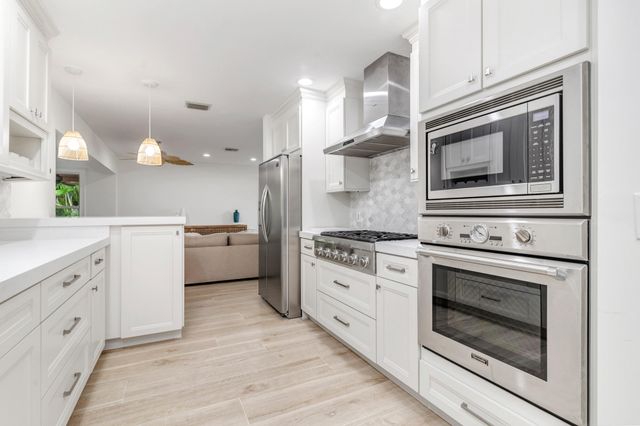 1711 Gregory Road, Lake Clarke Shores, FL 33406