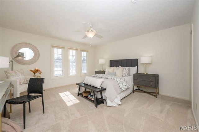 14924 Manor Lake Drive, Chesterfield, MO 63017