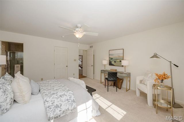 14924 Manor Lake Drive, Chesterfield, MO 63017