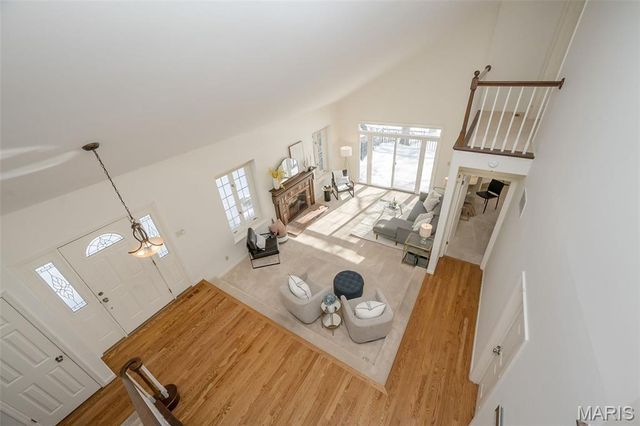 14924 Manor Lake Drive, Chesterfield, MO 63017