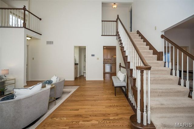 14924 Manor Lake Drive, Chesterfield, MO 63017