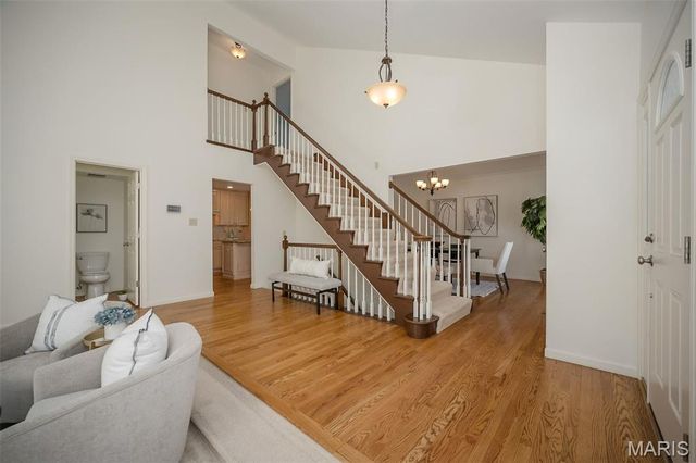 14924 Manor Lake Drive, Chesterfield, MO 63017