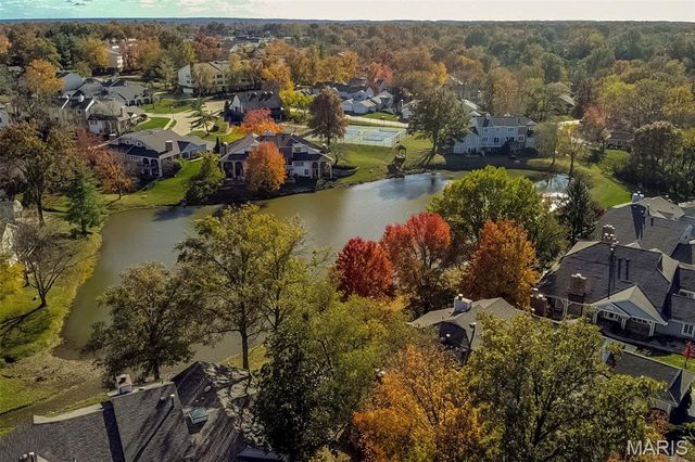 14924 Manor Lake Drive, Chesterfield, MO 63017