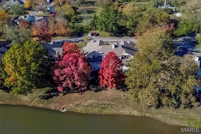 14924 Manor Lake Drive, Chesterfield, MO 63017