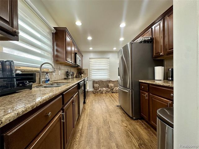3353 Merrick Street, Dearborn, MI 48124