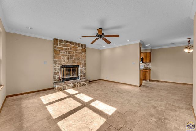 5055 W 117th ST, Carbondale, KS 66414