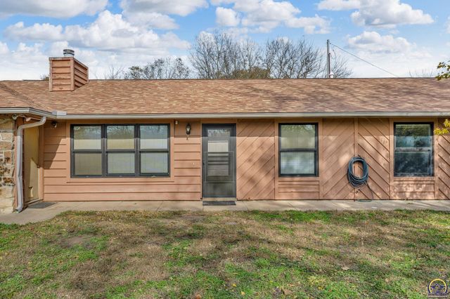 5055 W 117th ST, Carbondale, KS 66414