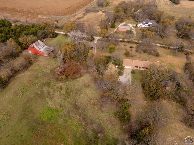 5055 W 117th ST, Carbondale, KS 66414