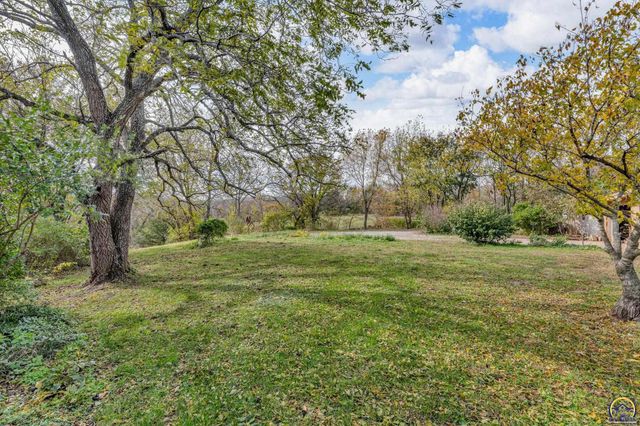 5055 W 117th ST, Carbondale, KS 66414