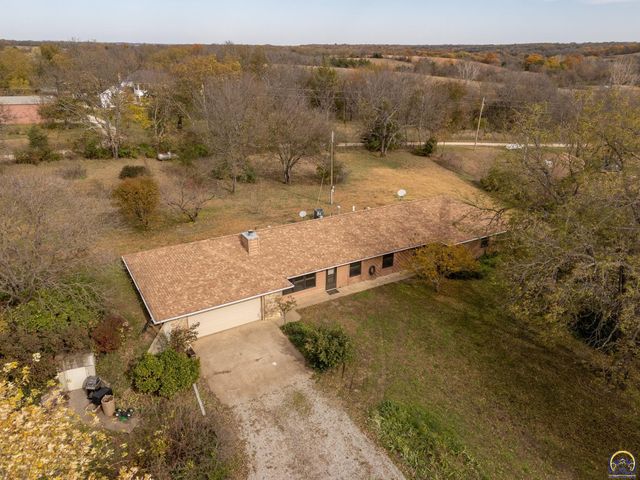 5055 W 117th ST, Carbondale, KS 66414