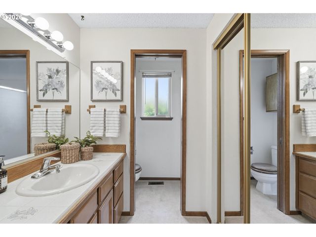 11000 Nw 29TH Ave, Vancouver, WA 98685