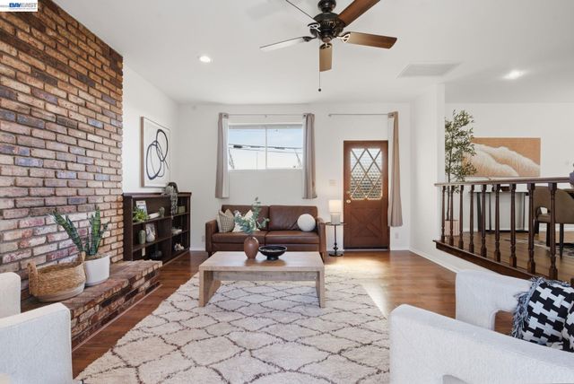 1880 Kappa Ave, San Leandro, CA 94579