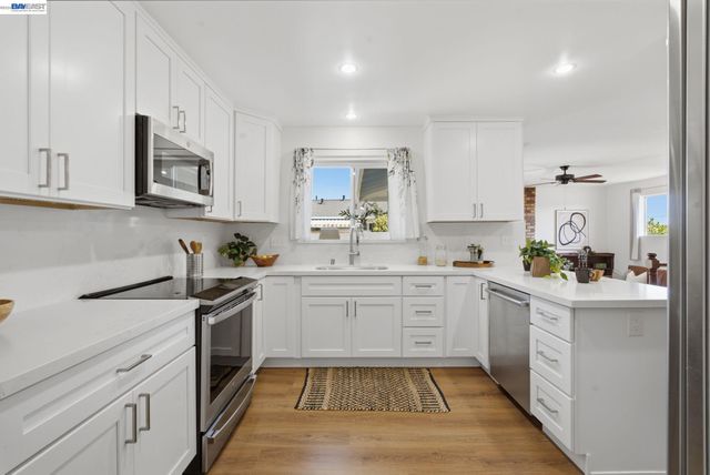 1880 Kappa Ave, San Leandro, CA 94579