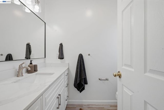 1880 Kappa Ave, San Leandro, CA 94579