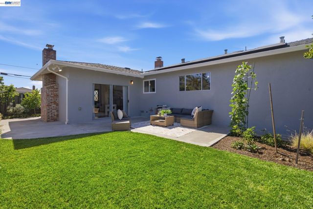 1880 Kappa Ave, San Leandro, CA 94579