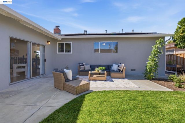 1880 Kappa Ave, San Leandro, CA 94579