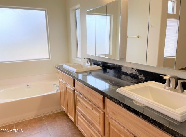 19636 N Coyote Lakes Parkway, Surprise, AZ 85378