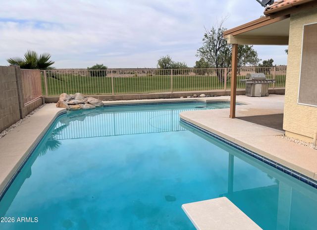 19636 N Coyote Lakes Parkway, Surprise, AZ 85378
