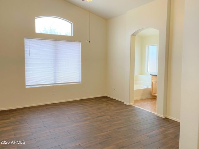 19636 N Coyote Lakes Parkway, Surprise, AZ 85378