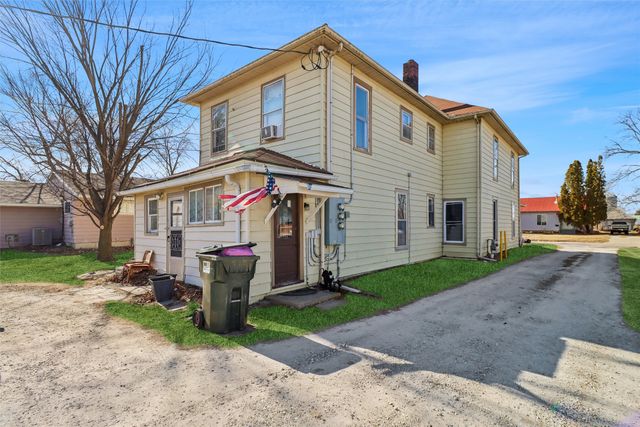 420 N Grand Street, Chariton, IA 50049