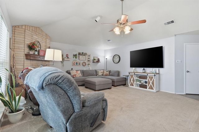 1201 Willowbriar Lane, Deer Park, TX 77536