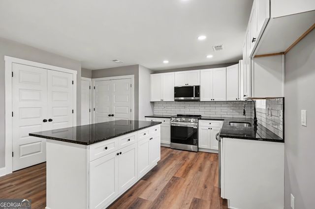 520 Vineyard Road, Griffin, GA 30223