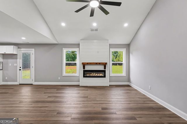 520 Vineyard Road, Griffin, GA 30223