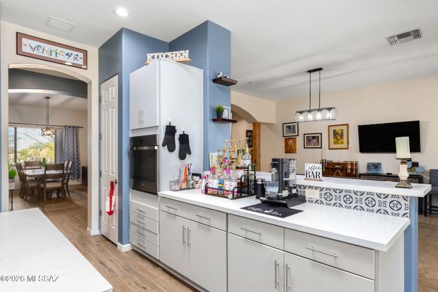 10528 S Coyote Melon Loop, Vail, AZ 85641