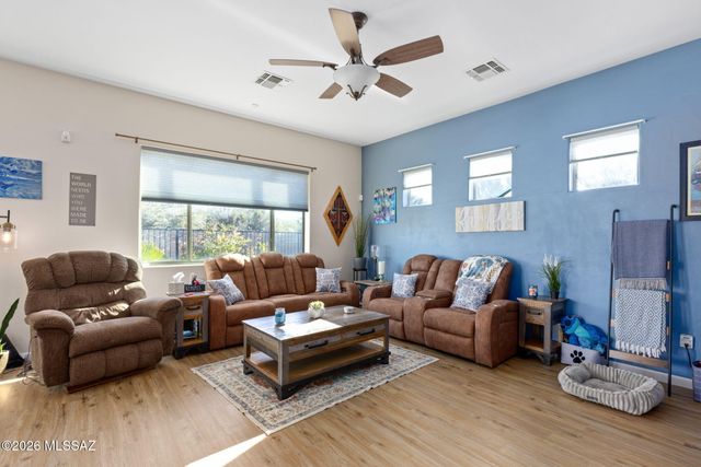 10528 S Coyote Melon Loop, Vail, AZ 85641